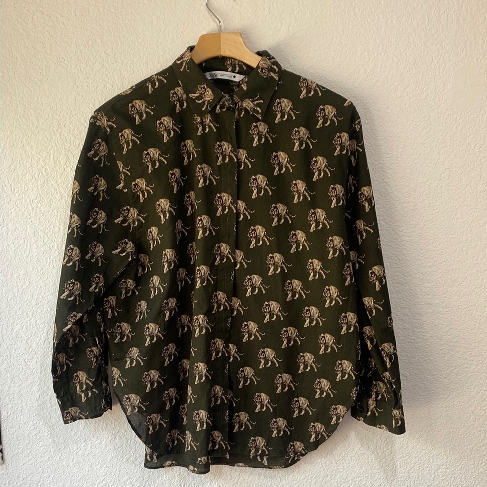 Zara Women's Olive Tan Tiger Print Long Sleeve Casual Button Down Shirt Sz M
